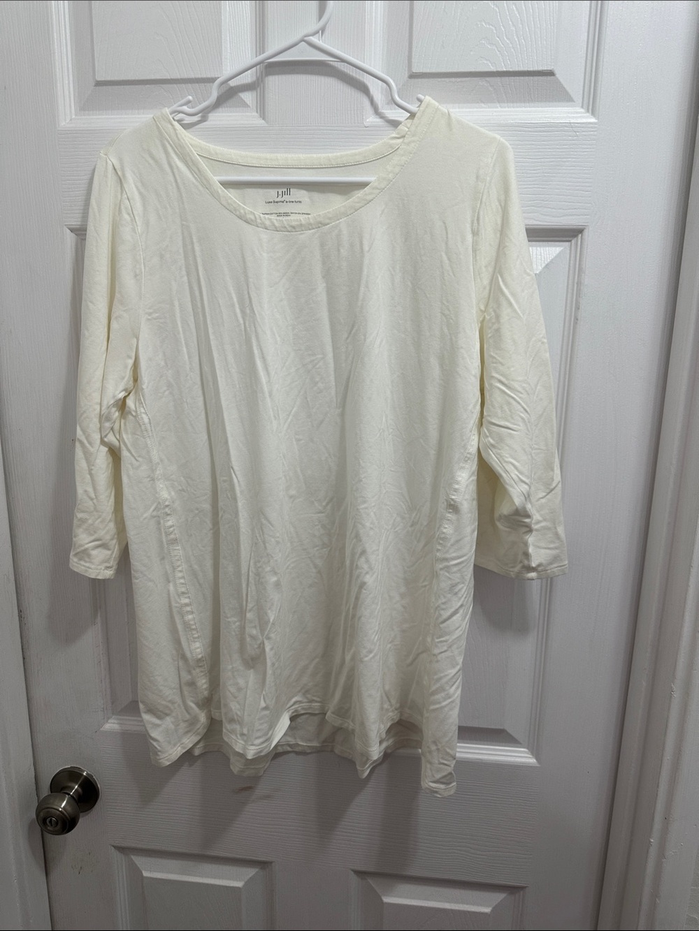 J. Jill Cream Scoop Neck Long Sleeve Tee